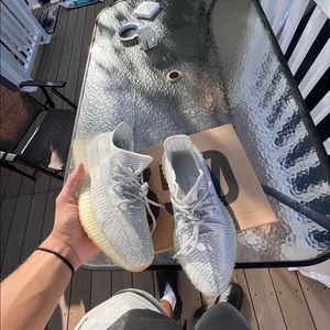 Yeezy 350 boost v2 Yeshay